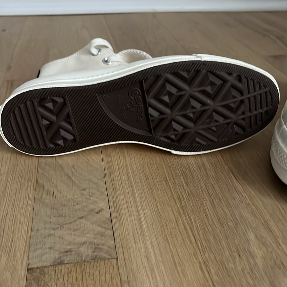New & Never Worn - CONVERSE X COMME DES GARCONS PLAY ALL STAR CHUCK - Picture 5 of 7